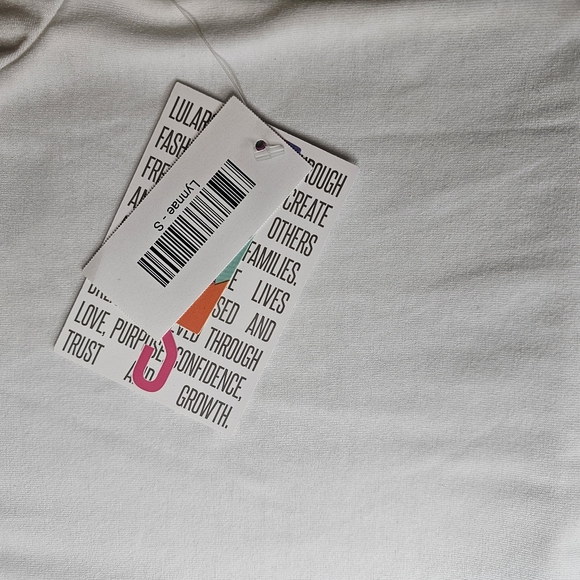 Solid White Long Sleeve Tee - Picture 2 of 6